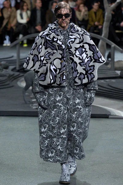 Look 22